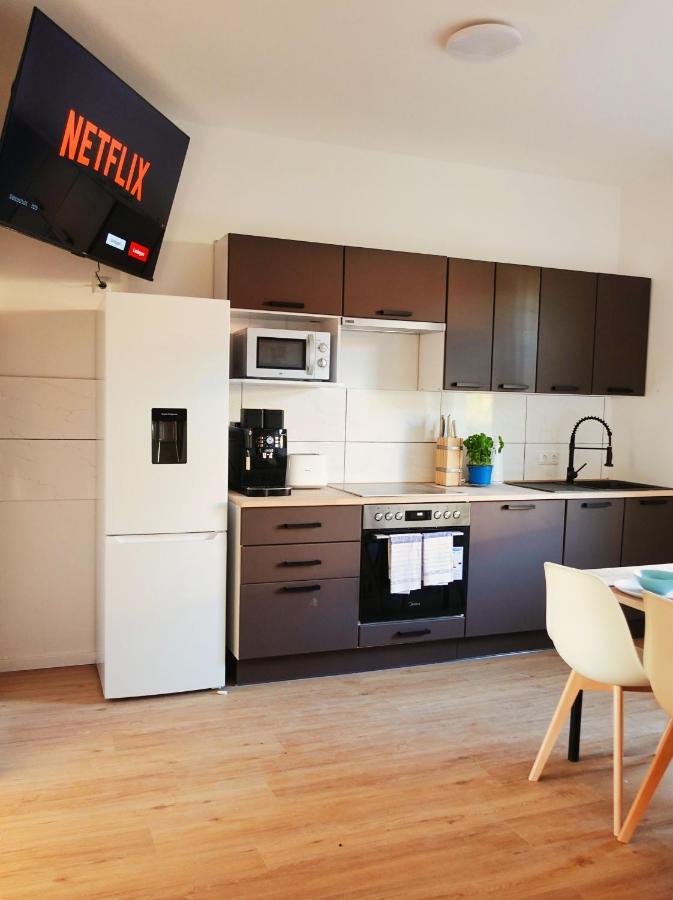 Luvono Apartments - 2 Schlafzimmer / Netflix / Disney+ Магдебург Экстерьер фото